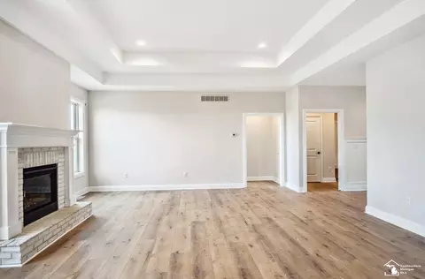 Living - 11020 S Custer, Monroe, MI 48161 photo 2 of 3