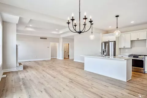 Living - 11020 S Custer, Monroe, MI 48161 photo 3 of 3