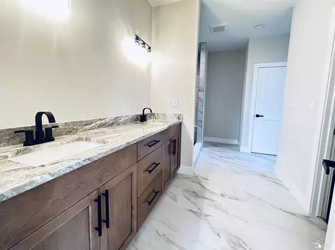 Bath - 11075 S Custer, Monroe, MI 48161 photo 2 of 4