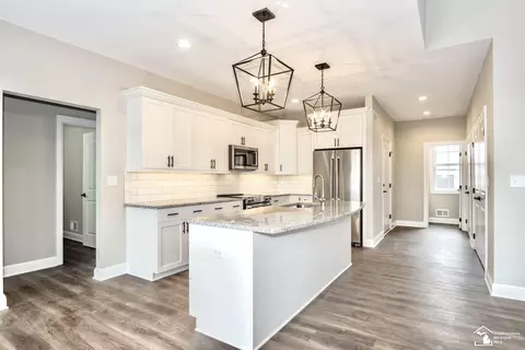 Kitchen - 11080 S Custer, Monroe, MI 48161 photo 1 of 2