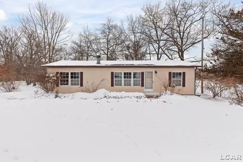 10790 Lawrence, Brooklyn, MI 49230