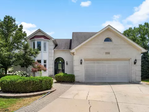 42328 Sheridan, Clinton Township, MI 48038