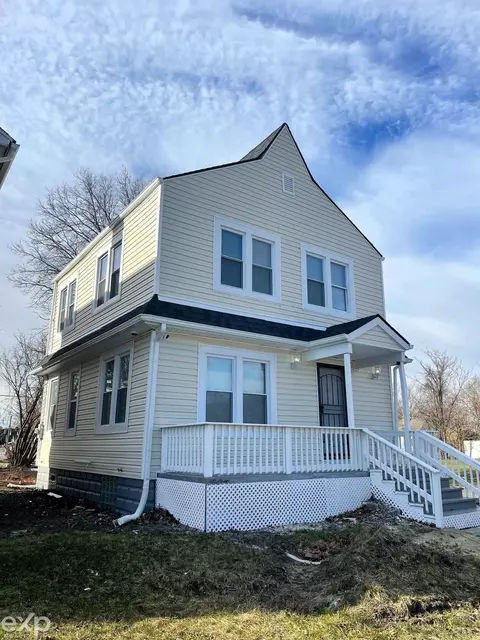 8443 Chalfonte, Detroit, MI 48238