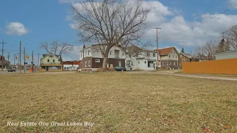 800 Martin Luther King, Flint, MI 48503