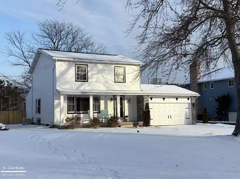 1813 N Woodland, Port Huron, MI 48060
