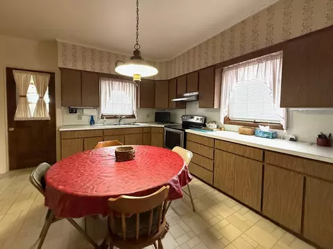 2176 4th, Bay City, MI 48708 photo 7