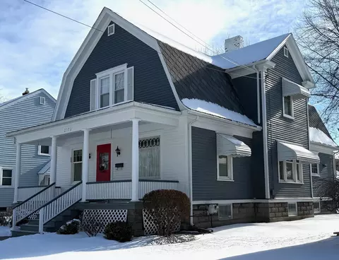 2176 4th, Bay City, MI 48708 photo 2