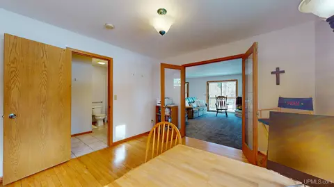 Dining - 4318 K, Bark River, MI 49807 photo 5 of 6