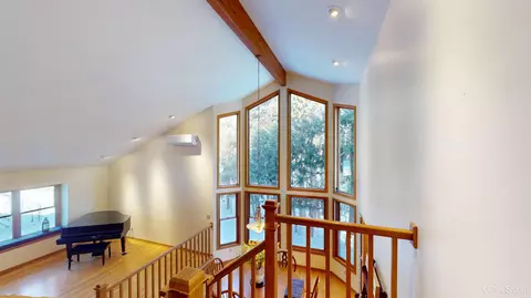 Entry Way - 4318 K, Bark River, MI 49807 photo 2 of 4