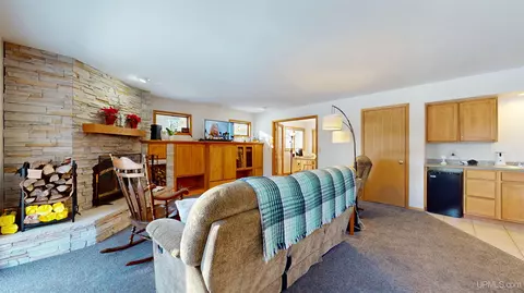 Living - 4318 K, Bark River, MI 49807 photo 2 of 5