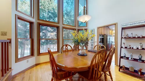 Dining - 4318 K, Bark River, MI 49807 photo 6 of 6