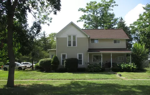 242 S East, Vassar, MI 48768
