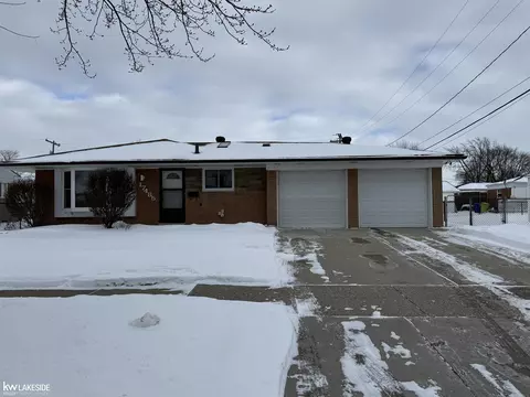 17485 Hans, Fraser, MI 48026