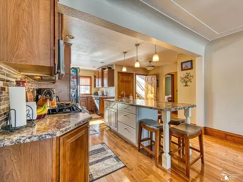 421 E Sub Sta, Temperance, MI 48182 photo 8