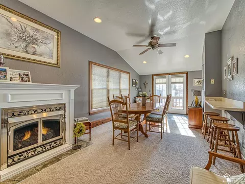 421 E Sub Sta, Temperance, MI 48182 photo 13