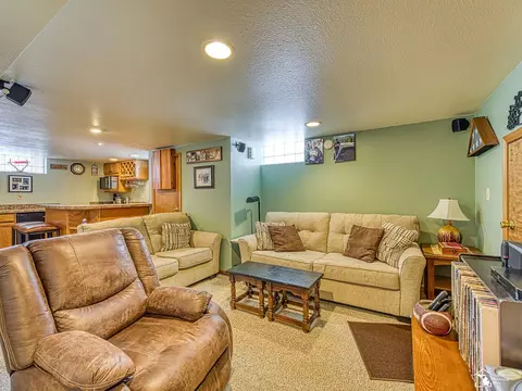 421 E Sub Sta, Temperance, MI 48182 photo 40