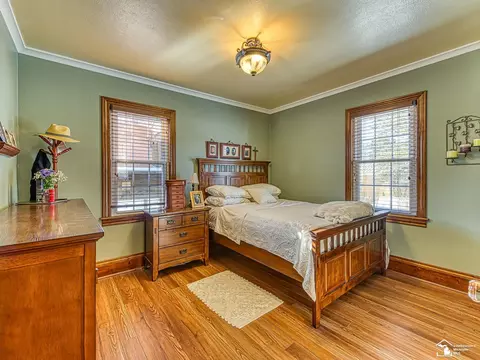 421 E Sub Sta, Temperance, MI 48182 photo 24