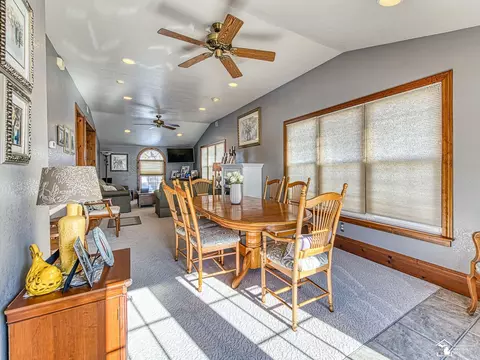 421 E Sub Sta, Temperance, MI 48182 photo 16