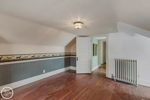 Bedroom - 943 Harcourt, Grosse Pointe, MI 48230 photo 7 of 7