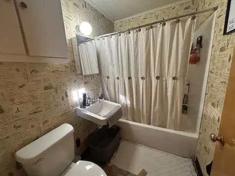 Bath - 5810 Weiss, Gladwin, MI 48624 photo 1 of 1
