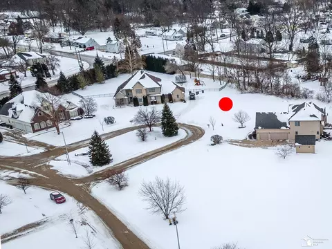 714 Bethpage, Monroe, MI 48162