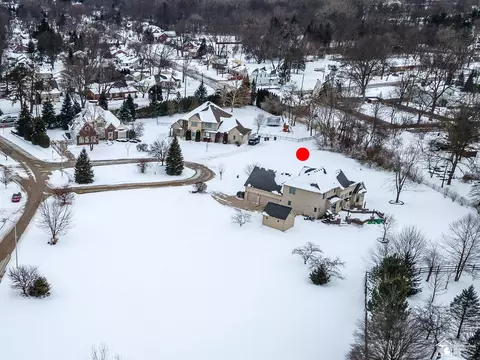714 Bethpage, Monroe, MI 48162 photo 2