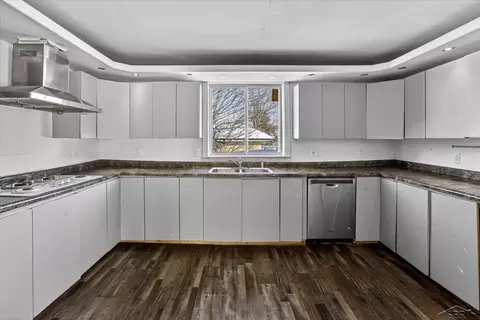 Kitchen - 253 E Sebewaing, Sebewaing, MI 48759 photo 2 of 4