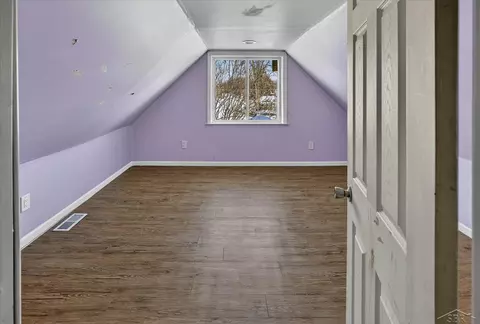 Bedroom - 253 E Sebewaing, Sebewaing, MI 48759 photo 8 of 8