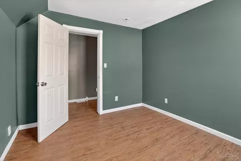 Bedroom - 253 E Sebewaing, Sebewaing, MI 48759 photo 7 of 8