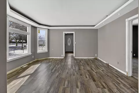 Living - 253 E Sebewaing, Sebewaing, MI 48759 photo 3 of 4