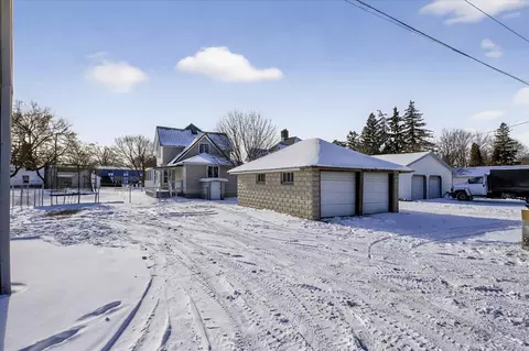 Exterior - 253 E Sebewaing, Sebewaing, MI 48759 photo 3 of 6