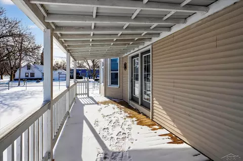 Exterior - 253 E Sebewaing, Sebewaing, MI 48759 photo 5 of 6