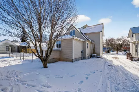 Exterior - 253 E Sebewaing, Sebewaing, MI 48759 photo 4 of 6