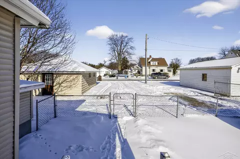 Exterior - 253 E Sebewaing, Sebewaing, MI 48759 photo 6 of 6