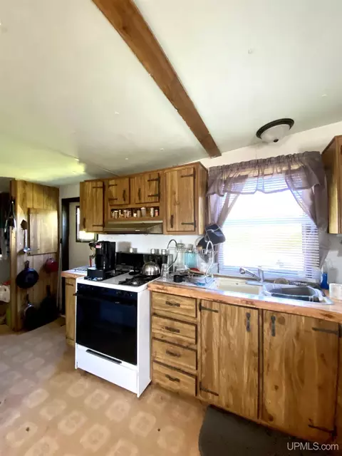 5586 N Shore Helen Lk, Ishpeming, MI 49849 photo 23