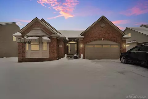 29397 Jennifer, New Baltimore, MI 48051