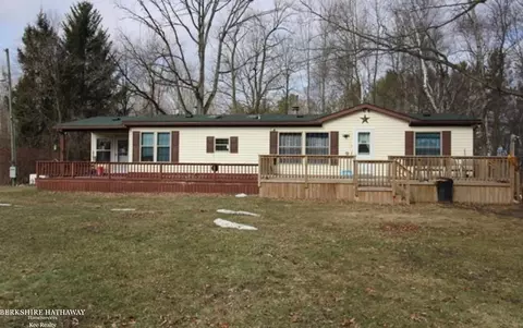 3747 Freiburger, Snover, MI 48472