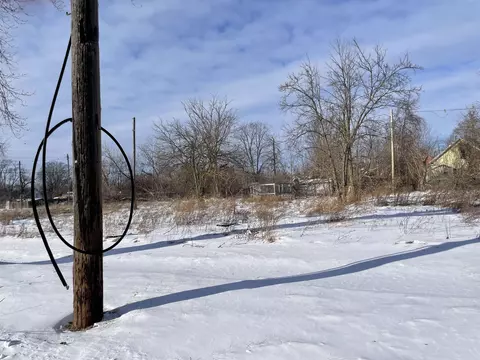 2127 Annesley, Saginaw, MI 48601