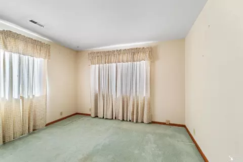 Bedroom - 11044 Secor, Temperance, MI 48182 photo 1 of 3