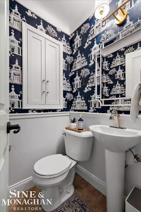614 Rivard, Grosse Pointe, MI 48230 photo 16