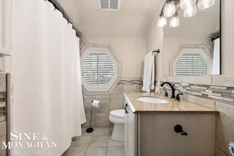 614 Rivard, Grosse Pointe, MI 48230 photo 29