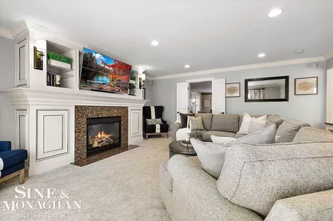 614 Rivard, Grosse Pointe, MI 48230 photo 18