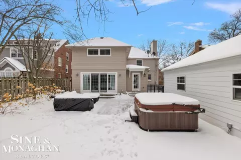 614 Rivard, Grosse Pointe, MI 48230 photo 32