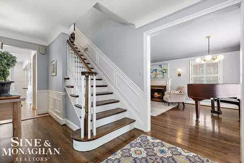 614 Rivard, Grosse Pointe, MI 48230 photo 3
