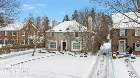 614 Rivard, Grosse Pointe, MI 48230 photo 2