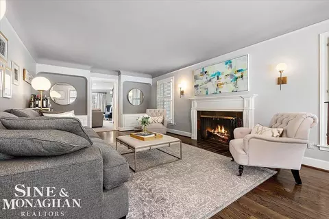 614 Rivard, Grosse Pointe, MI 48230 photo 5