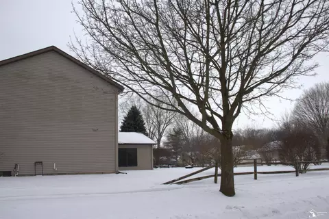 1015 Donnalee, Monroe, MI 48162 photo 31