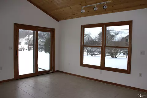 1015 Donnalee, Monroe, MI 48162 photo 14