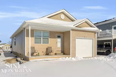 7842 Stark, Clay, MI 48001