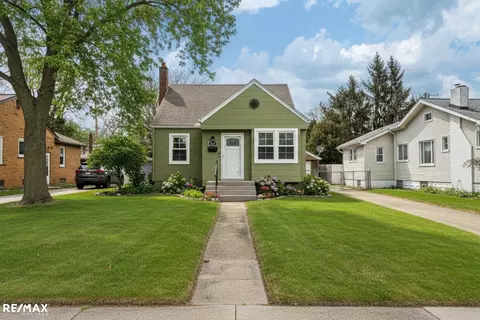 327 E La Salle Ave, Royal Oak, MI 48073